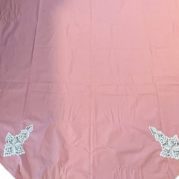 Vintage Pink Madeira Cut Out Rounded Rectangle Tablecloth - Picture 2 of 3